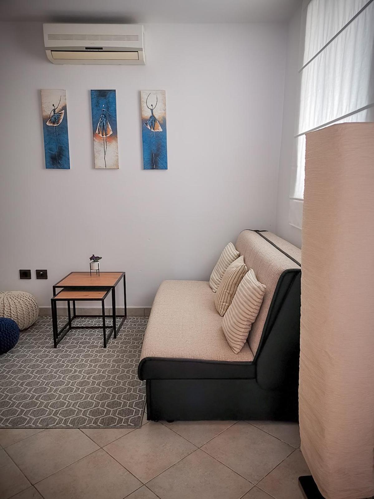 Premium Apartments Tade Фунтана Стая снимка